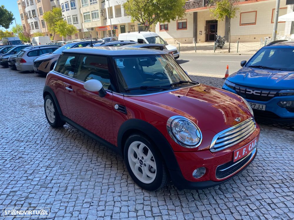 MINI 3 Portas Cooper D - 17