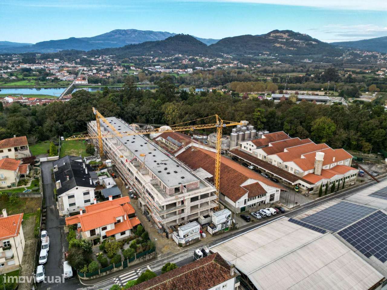 Varandas do Conde T2 Duplex 166,30 m2 no centro de Ponte de Lima - Grande imagem: 5/27