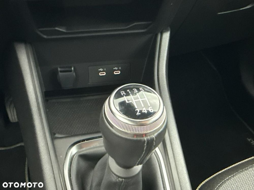 Renault Captur 1.0 TCe Techno - 30