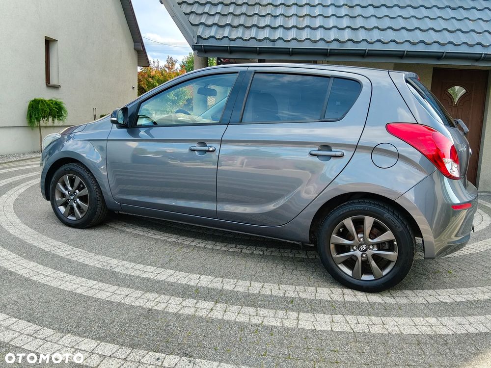 Hyundai i20 1.25 Classic + - 8