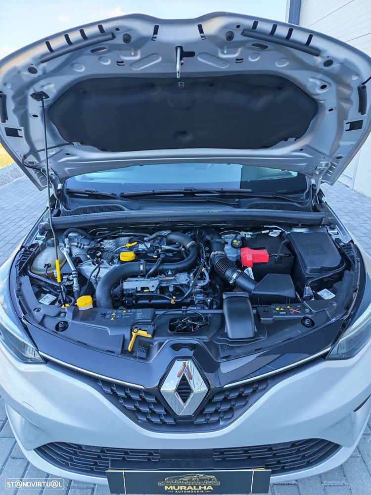 Renault Clio - 11