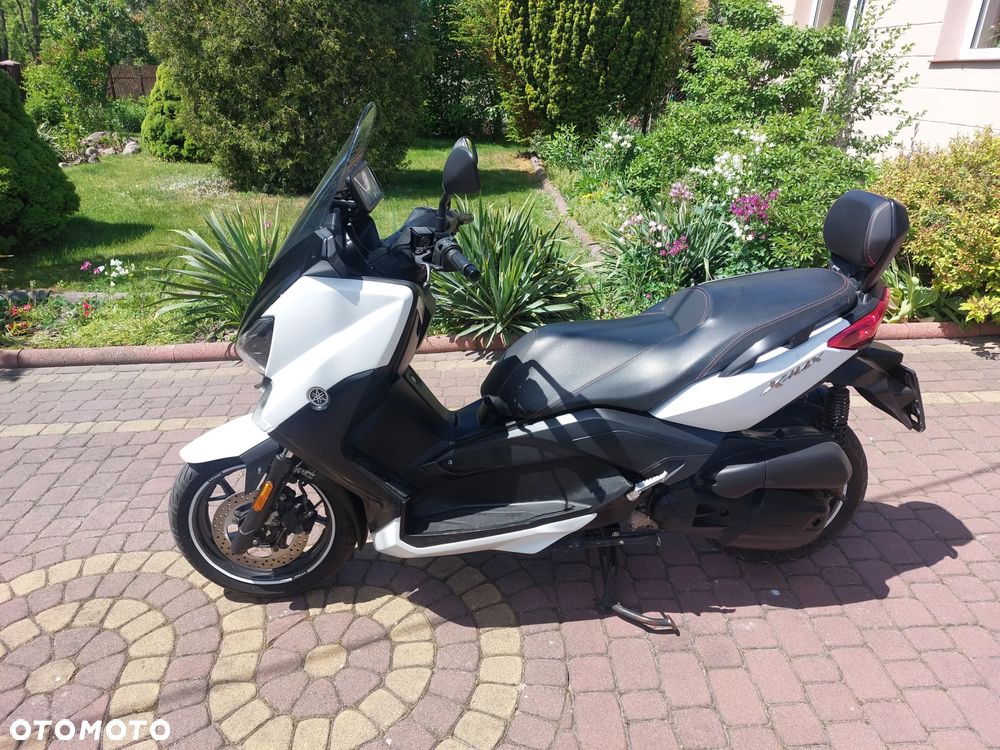 Yamaha X-max - 4