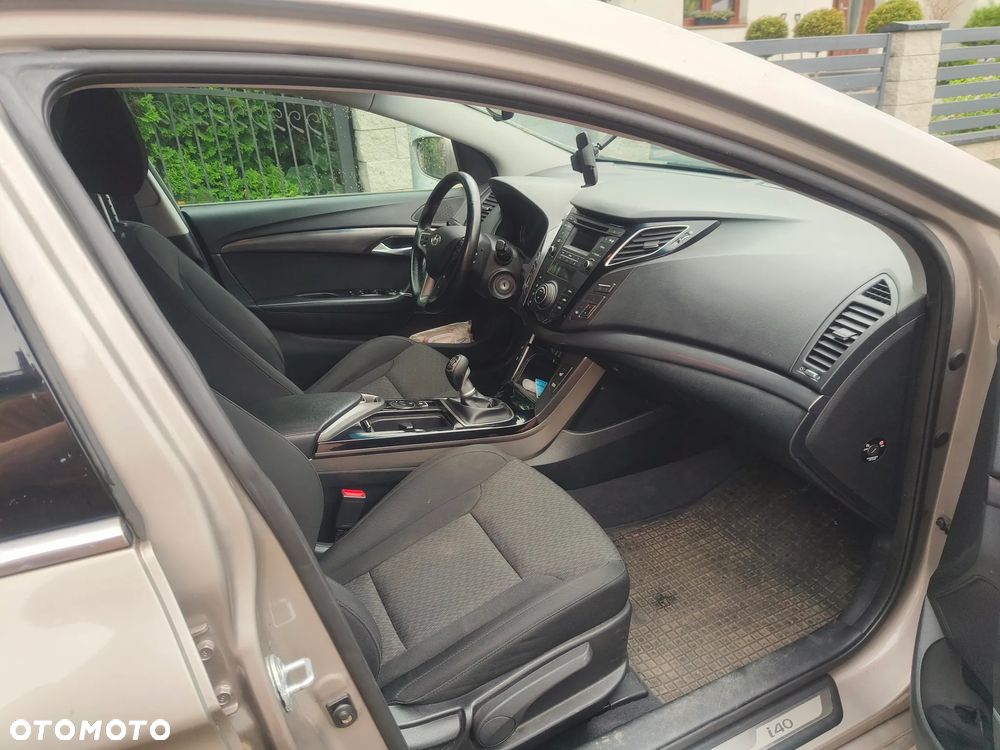 Hyundai i40 1.7 CRDi Comfort - 14