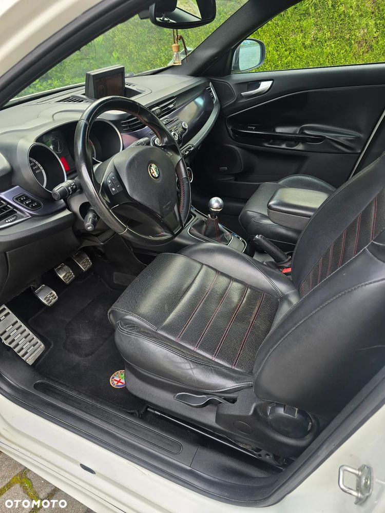 Alfa Romeo Giulietta 2.0 JTDM 16V Turismo - 15