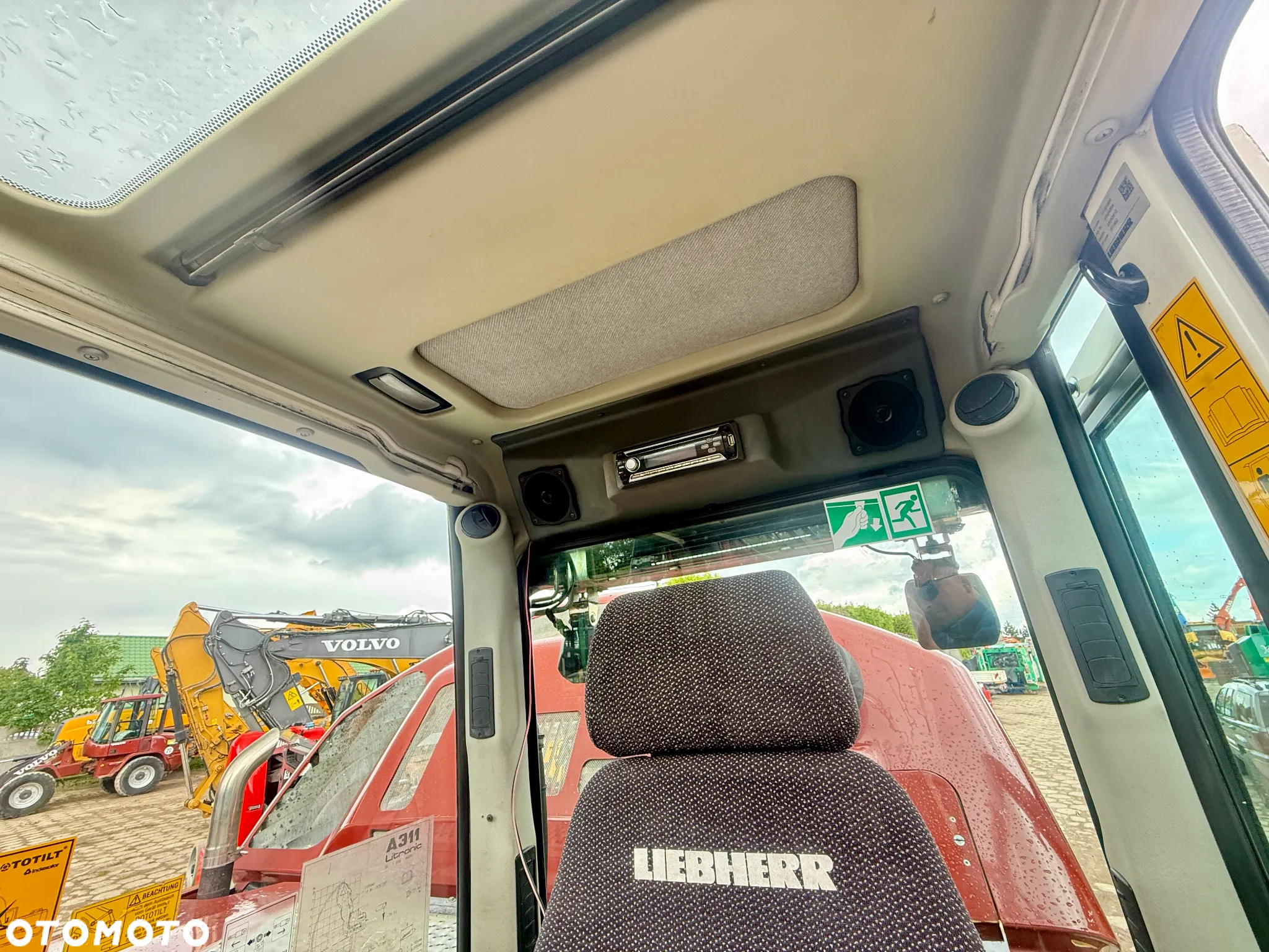 Liebherr koparka kołowa A311 + głowica ROTOTILT, dzielony pług , 13 ton - 16