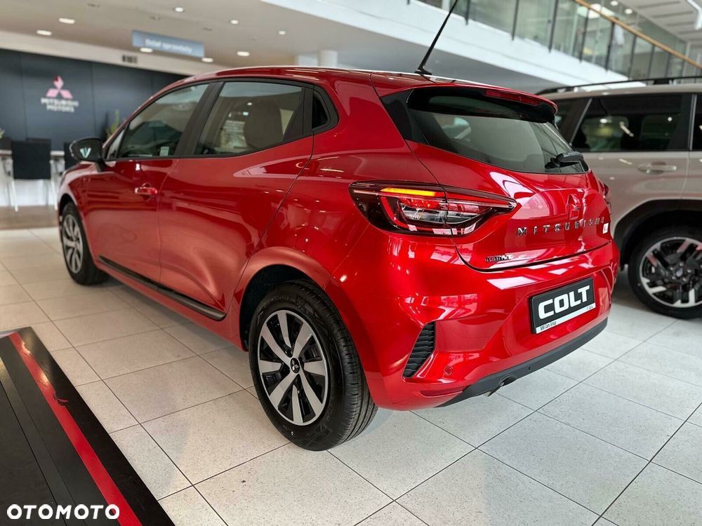 Mitsubishi Colt - 5