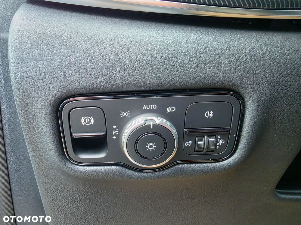 Mercedes-Benz Klasa V 220 d 9G-Tronic Style (d³ugi) - 21