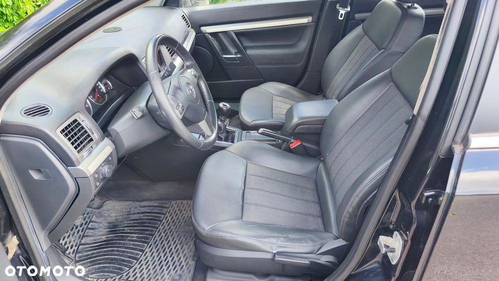Opel Vectra 1.9 CDTI Cosmo - 17