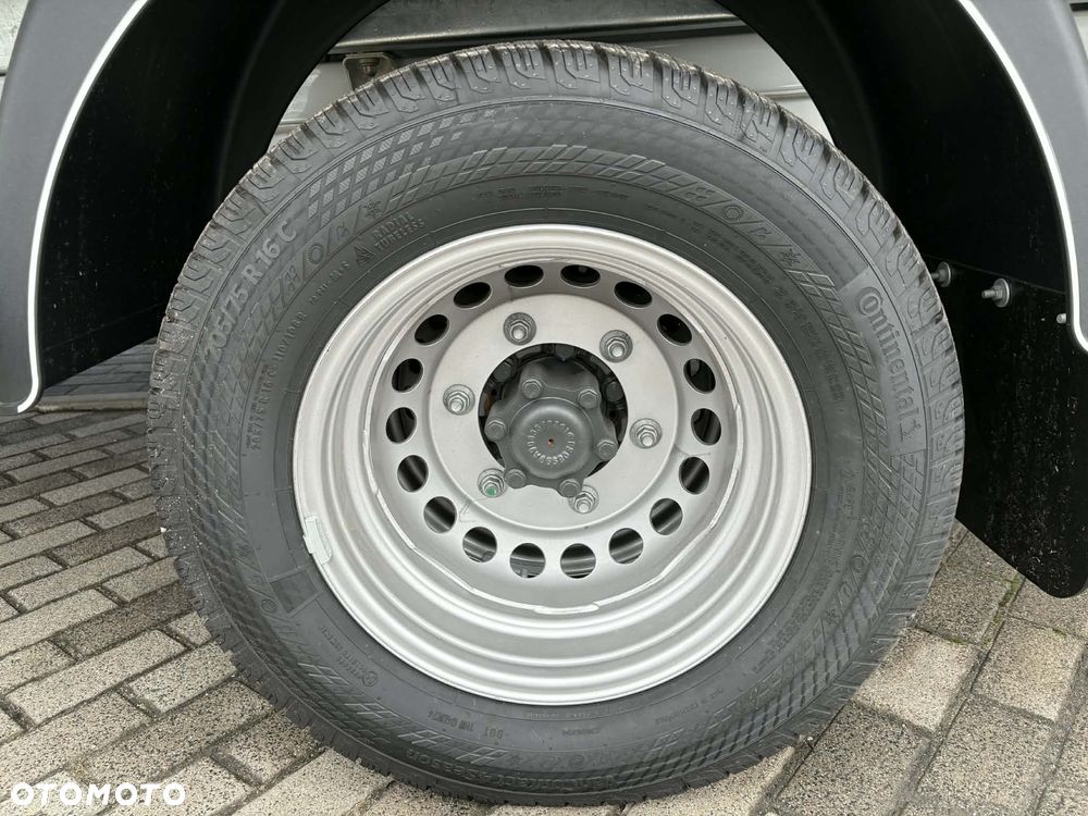 Mercedes-Benz Sprinter - 20