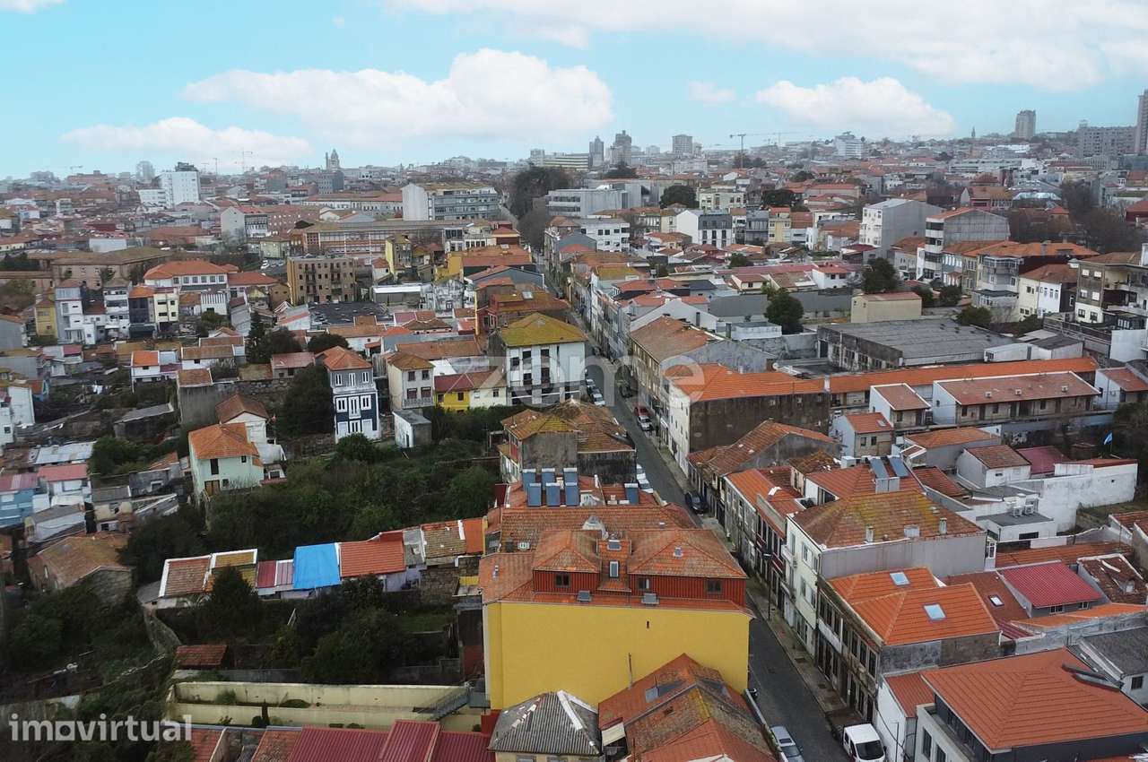 Prédio com logradouro e vista rio na Rua de São Victor - Bonfim, Po... - Grande imagem: 5/18