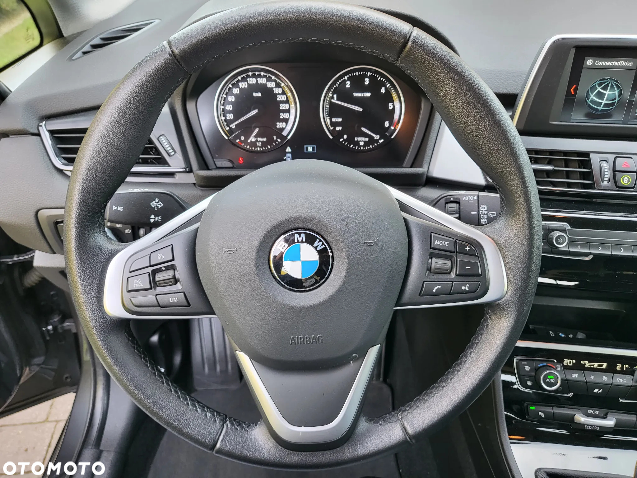 BMW Seria 2 218d Business Edition - 36