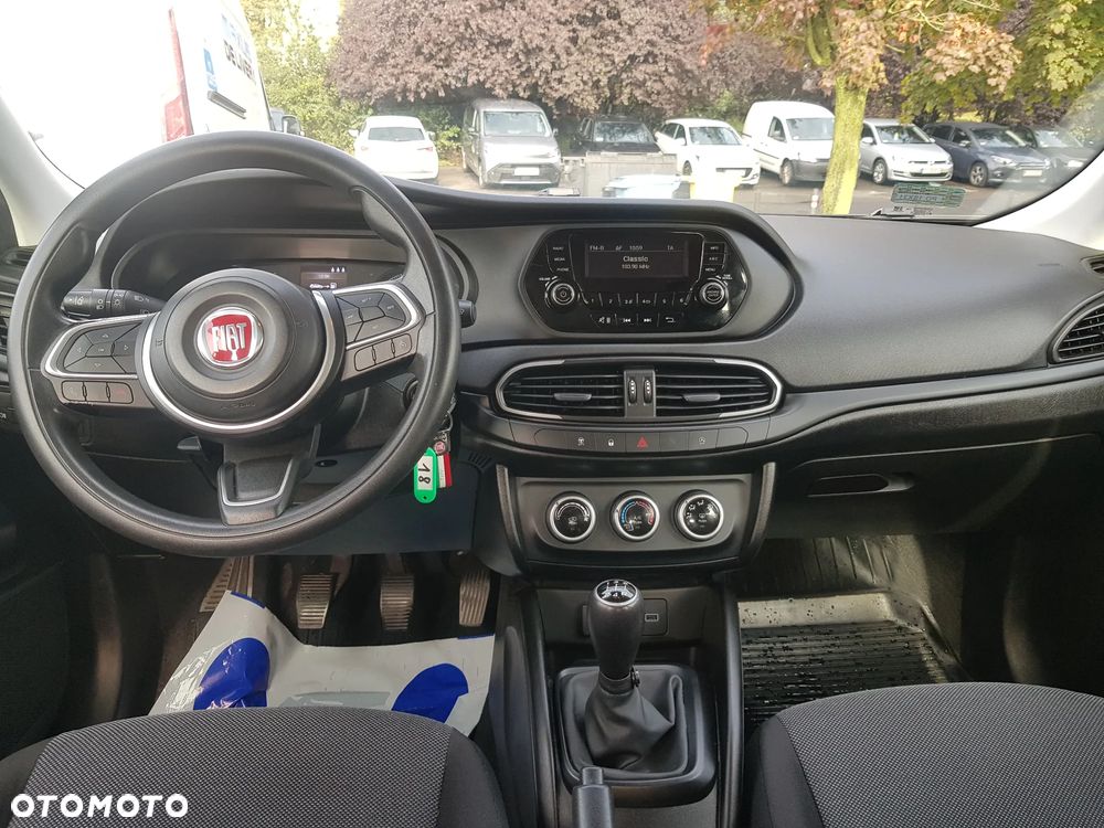 Fiat Tipo 1.0 T3 - 22