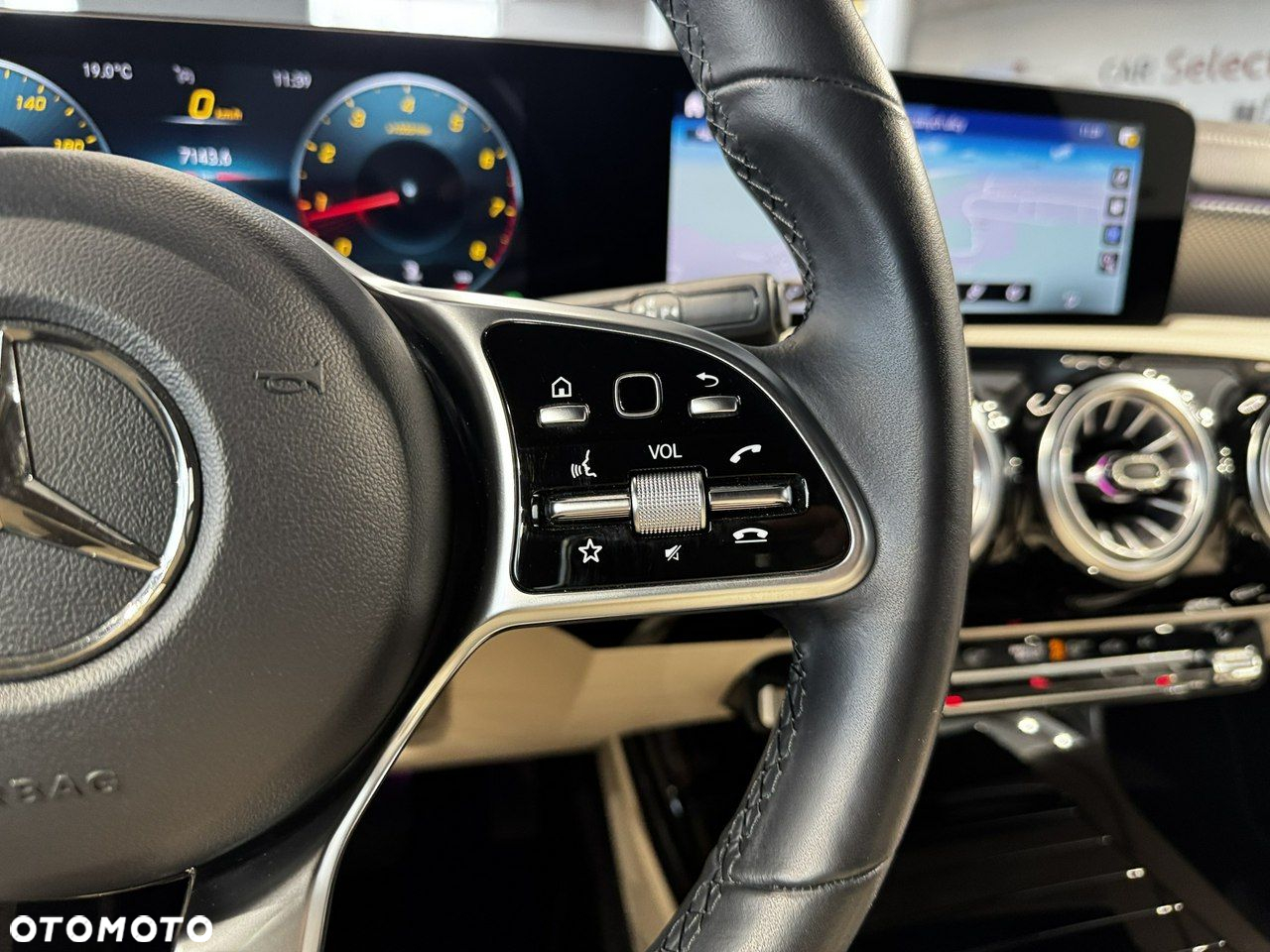 Mercedes-Benz CLA - 20