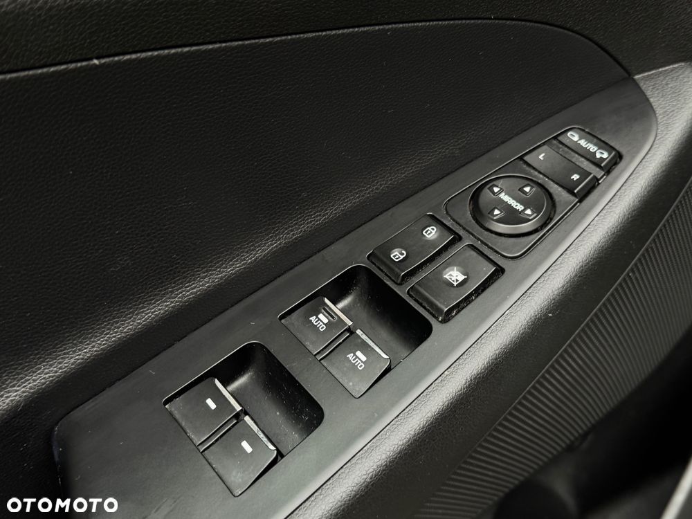 Hyundai Tucson 2.0 CRDI 4WD Automatik Premium - 18