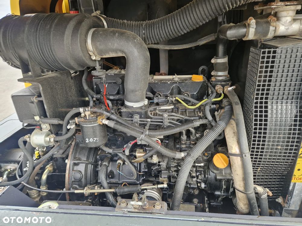 Komatsu WA90-3H - 20