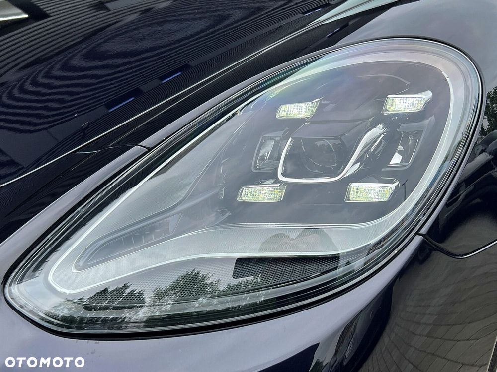 Porsche Panamera - 10