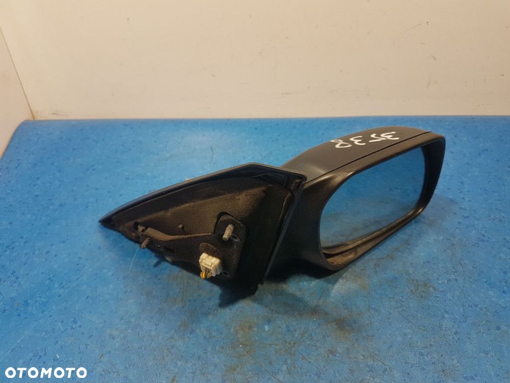 MAZDA 3 1.6D LUSTERKO PRAWE  27C - 2