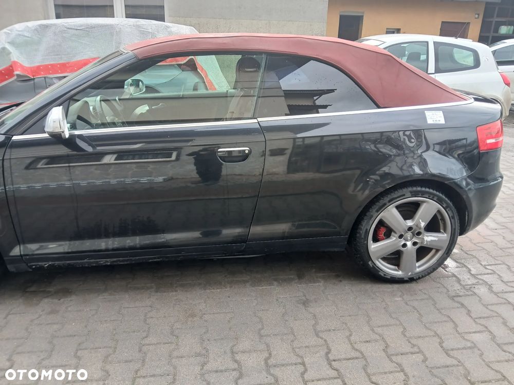 Audi A3 Cabrio 2.0 TDI DPF S tronic Ambition - 4