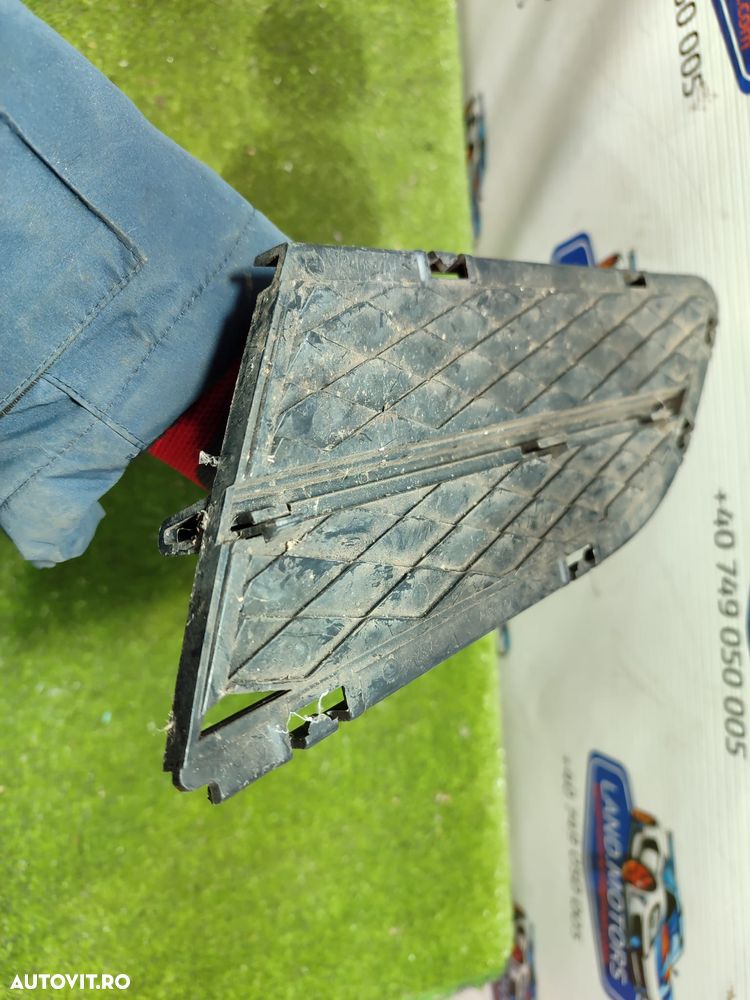 GRILA BARA FATA DREAPTA BMW SERIA 3 E90 LCI 318D 2.0 DIESEL 2009 COD OEM 7138418 / 51117138418 / 2005-2013 - 8