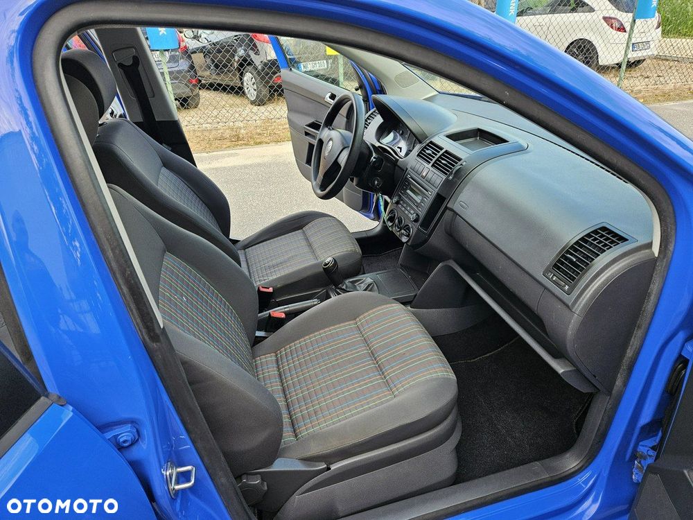 Volkswagen Polo - 10