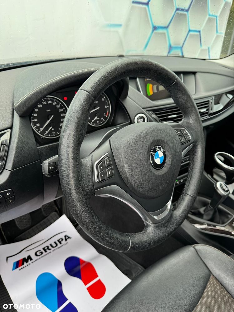 BMW X1 sDrive18i xLine - 16