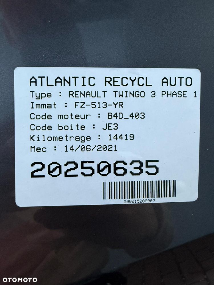 Renault Twingo SCe 65 Equilibre - 11