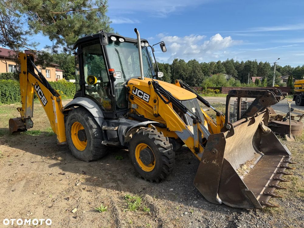 JCB 3CX - 7