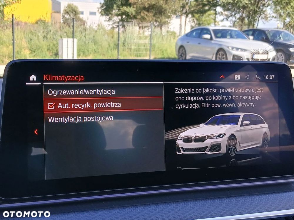 BMW Seria 5 520i mHEV sport - 26