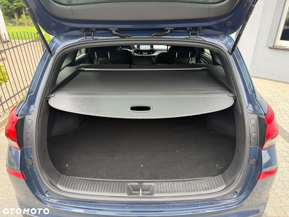 Hyundai i30 1.6 D GO Plus DCT - 15
