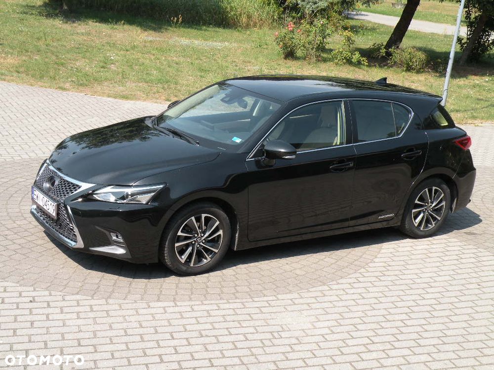 Lexus CT 200h Prestige - 14