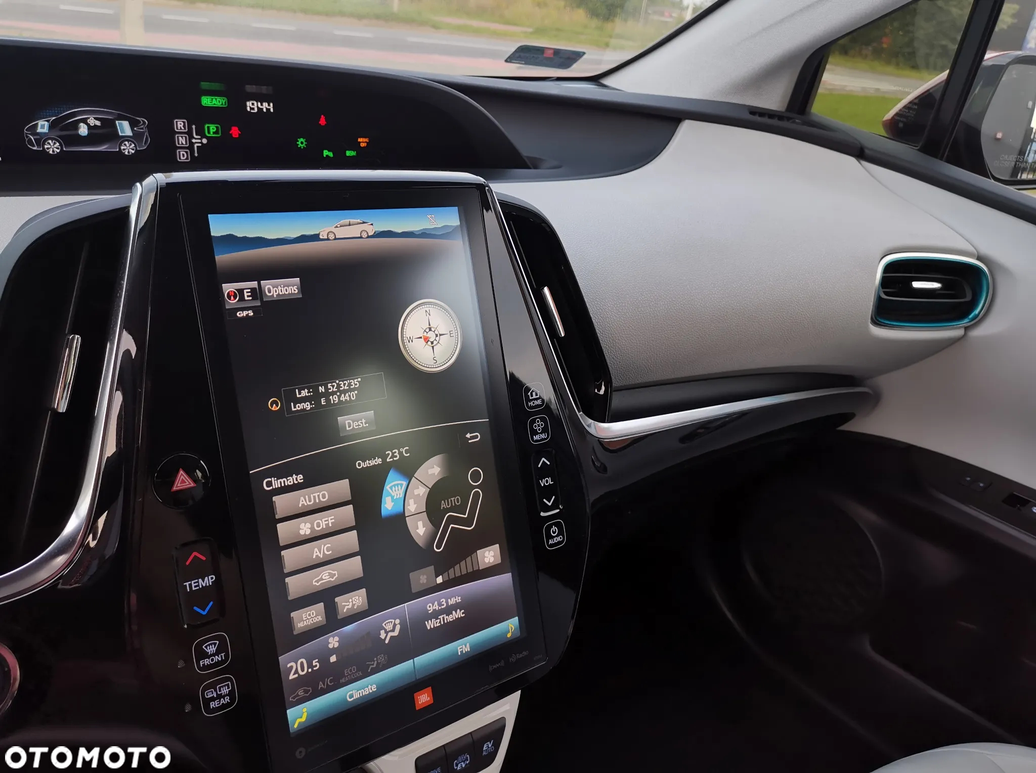 Toyota Prius - 32