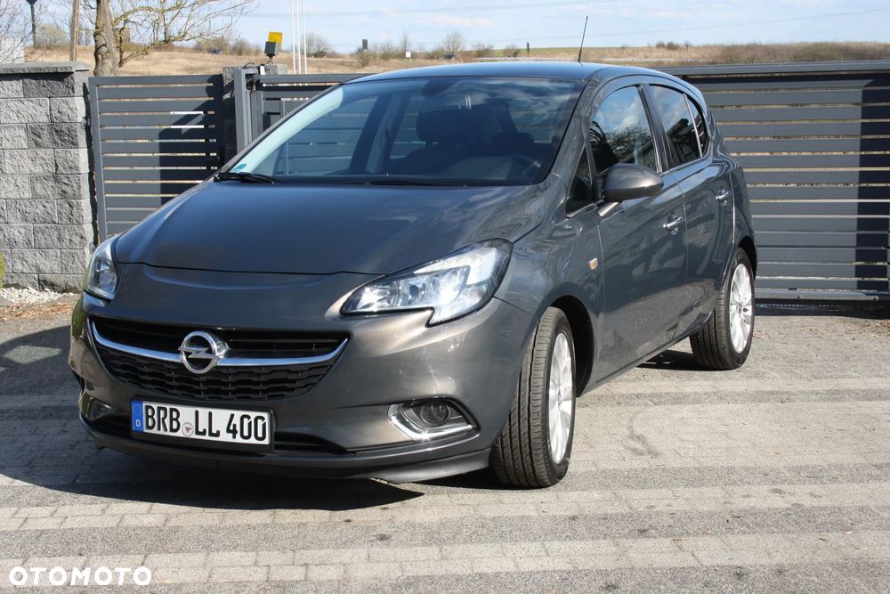 Opel Corsa 1.4 16V Cosmo - 4