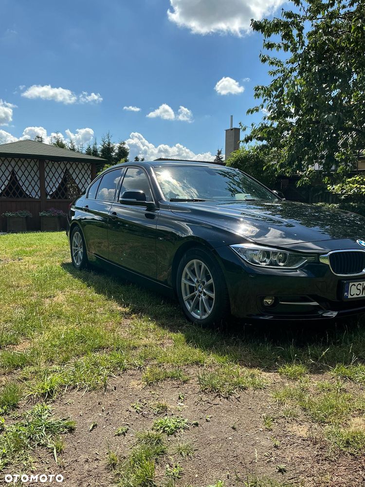 BMW Seria 3 316d Sport Line - 6