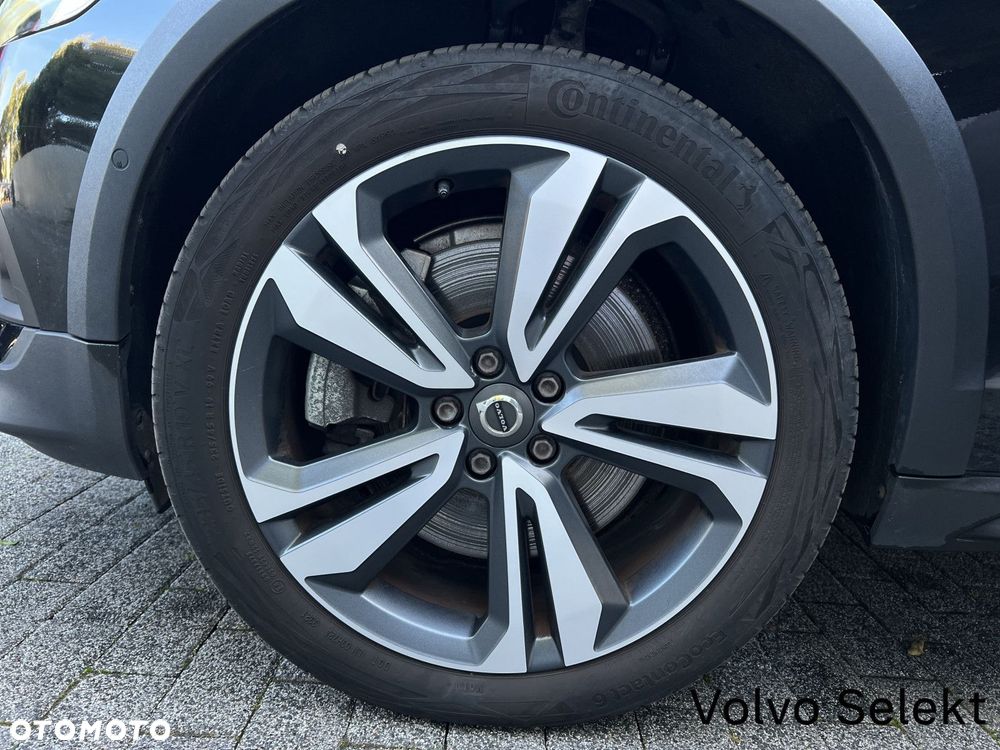 Volvo V60 Cross Country - 25