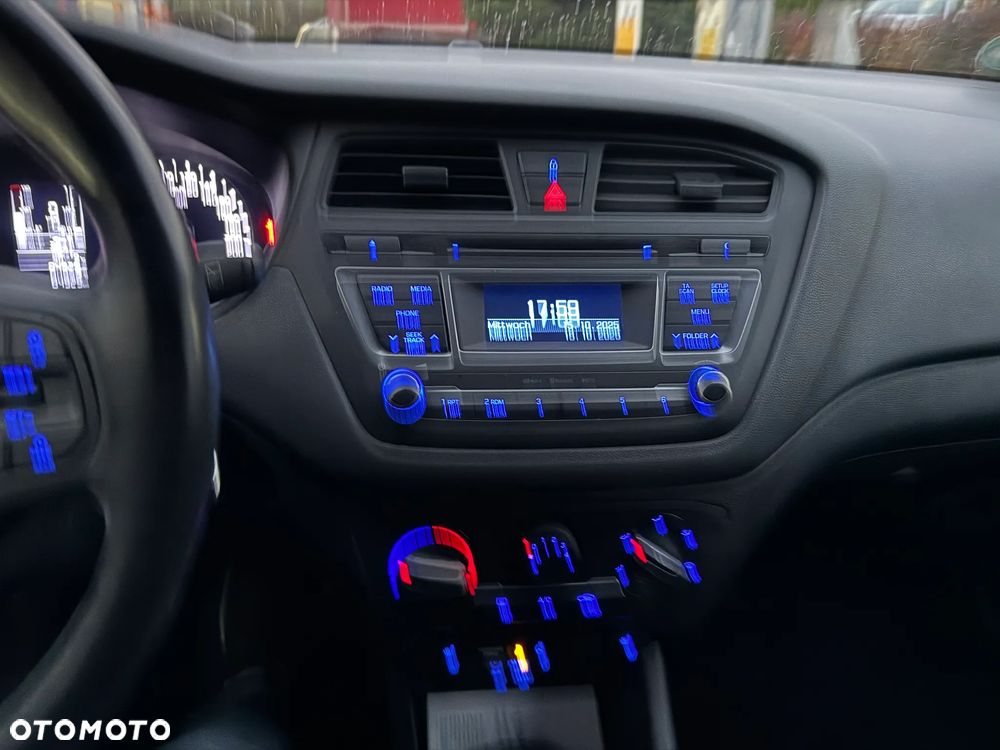 Hyundai i20 1.2 Comfort - 14