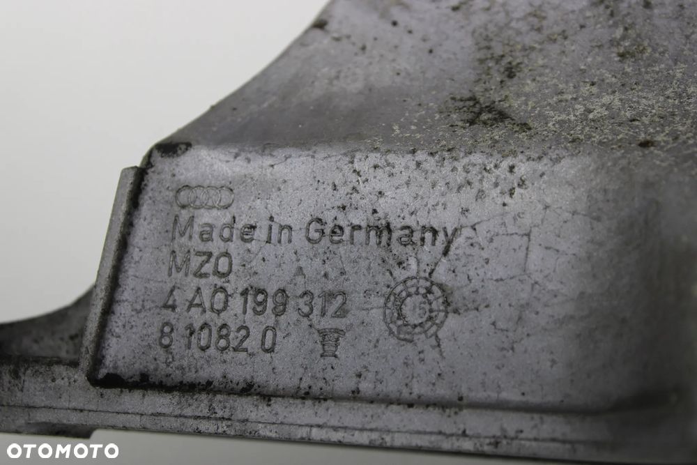 AUDI 100 A6 C4 Silnik 2.5 tdi AEL Łapa Silnika Poduszka 4A0199382D - 3