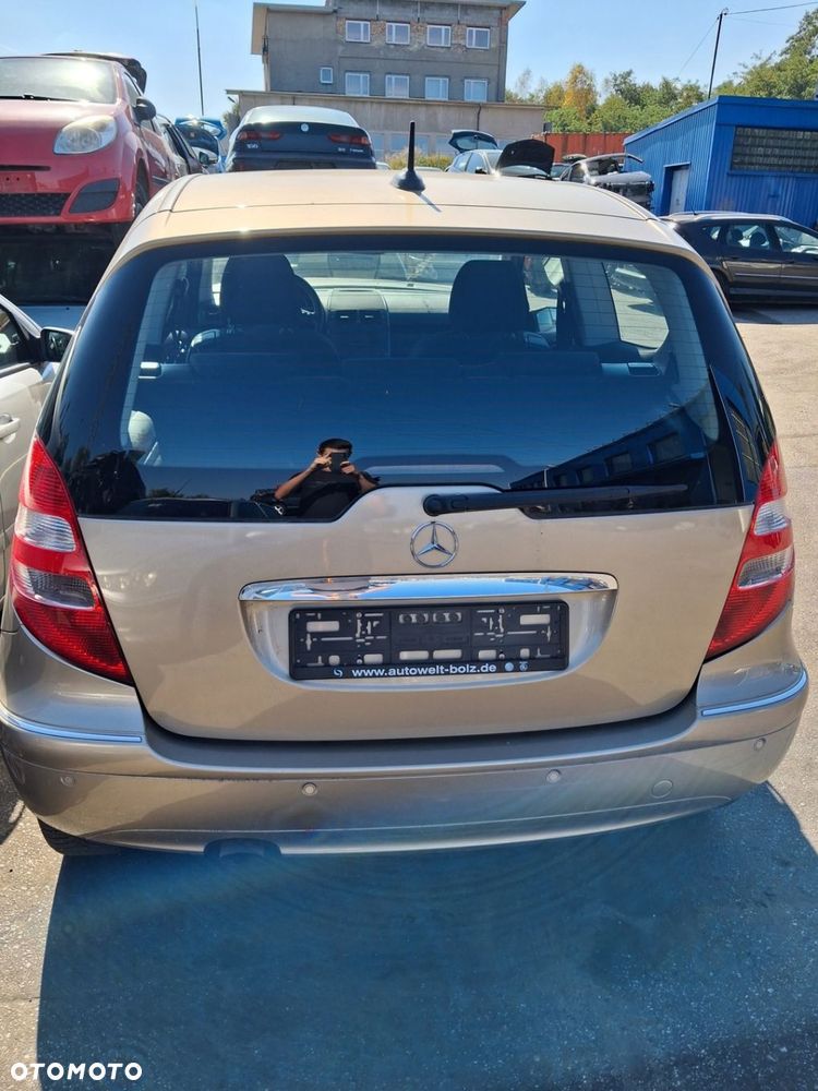 MERCEDES W169 2.0 klapa tył tylna kompletna 791 - 1