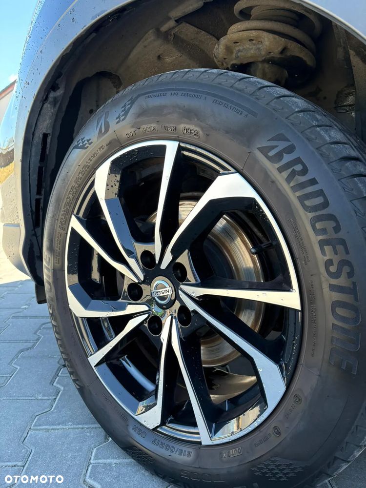 Nissan Qashqai 1.2 DIG-T N-Connecta - 11