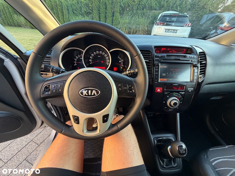 Kia Venga - 18