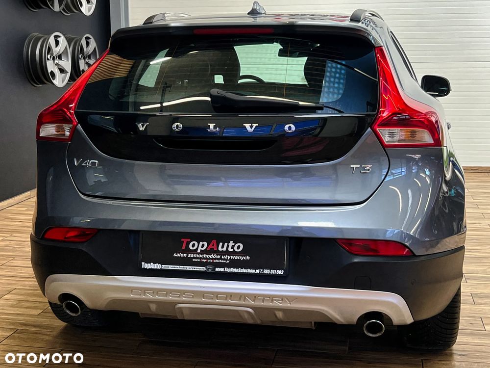 Volvo V40 Cross Country T3 Momentum - 8