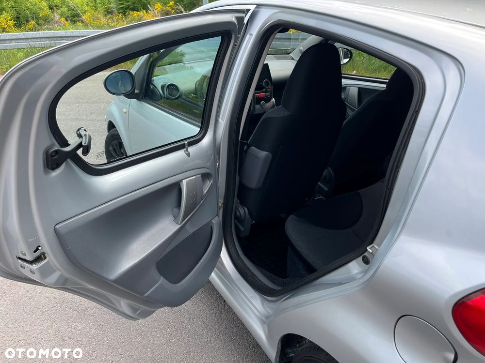 Toyota Aygo 1.0 VVT-i Luna A/C MM - 10