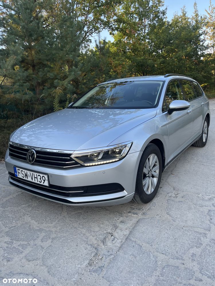 Volkswagen Passat - 10