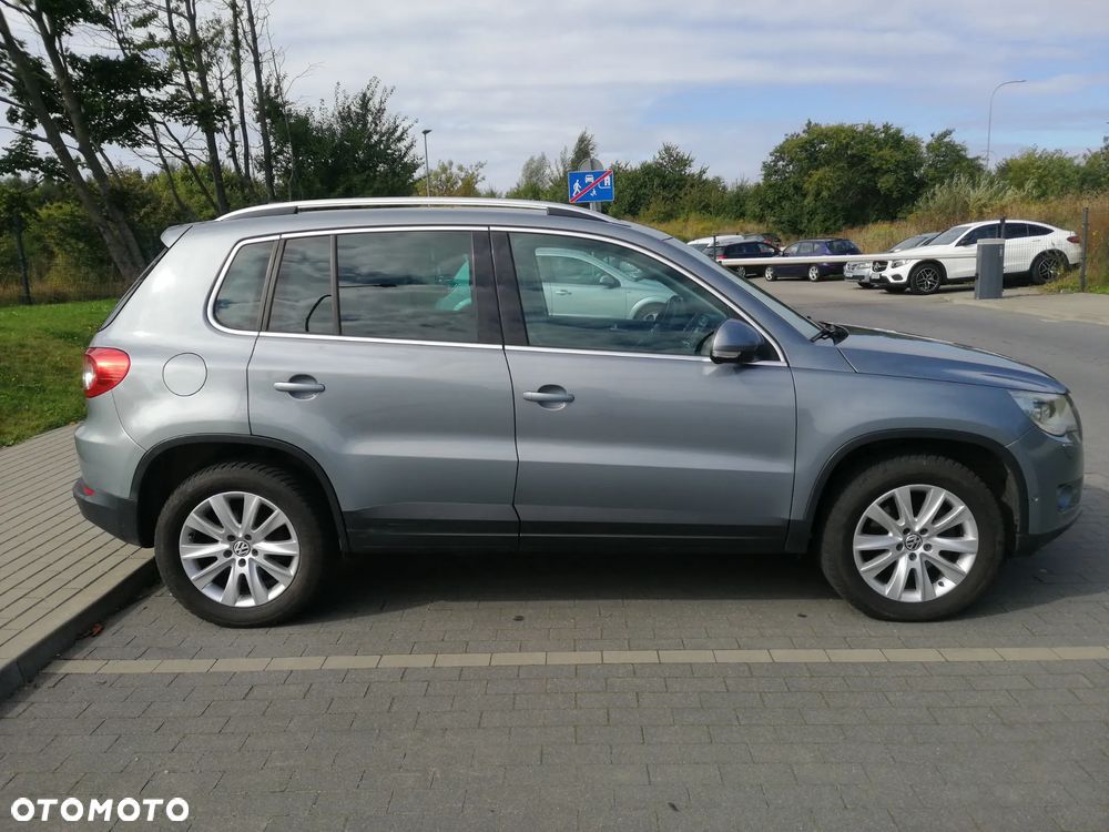 Volkswagen Tiguan - 5