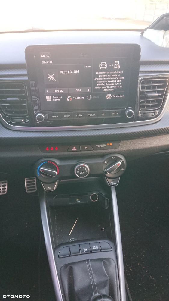 Kia Rio - 33