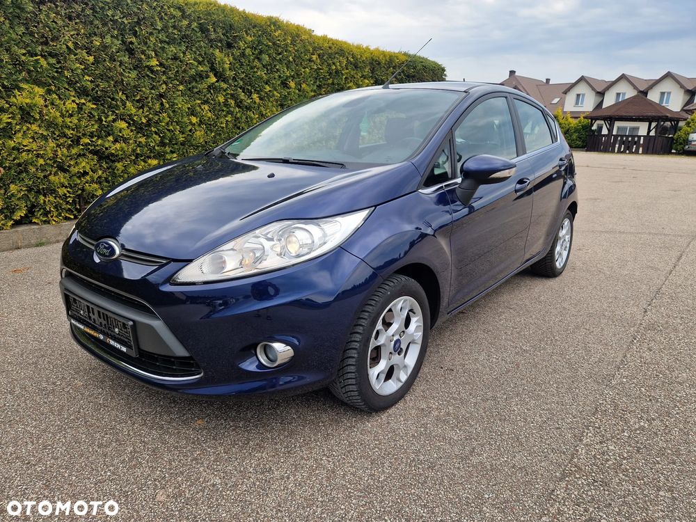 Ford Fiesta 1.4 Autom Titanium - 2