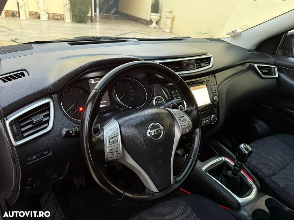 Nissan Qashqai - 10