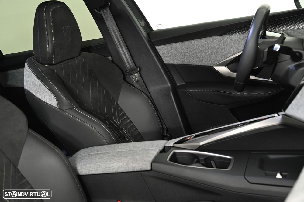 Peugeot 3008 1.2 Hybrid GT e-DCS6 - 33