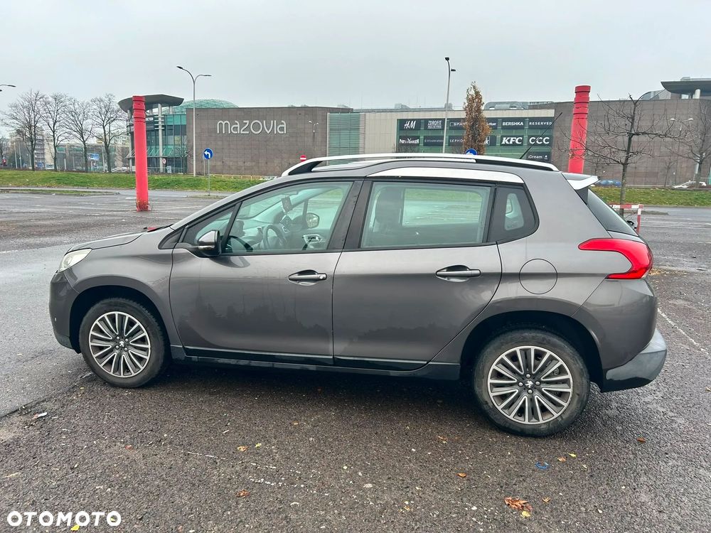 Peugeot 2008 1.6 VTi Allure - 4