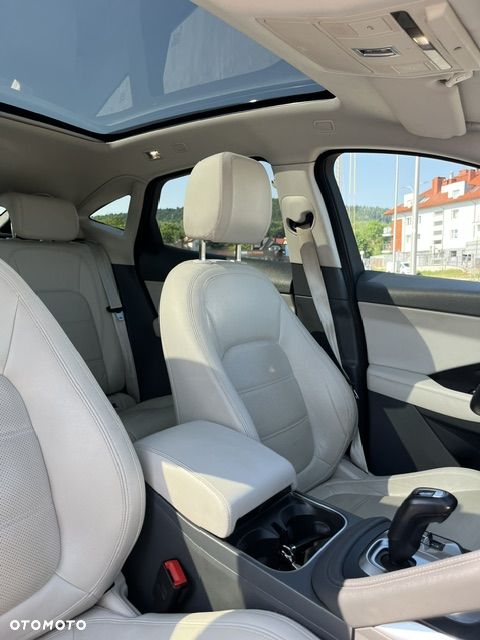 Jaguar E-Pace 2.0 P200 mHEV AWD R-Dynamic - 20