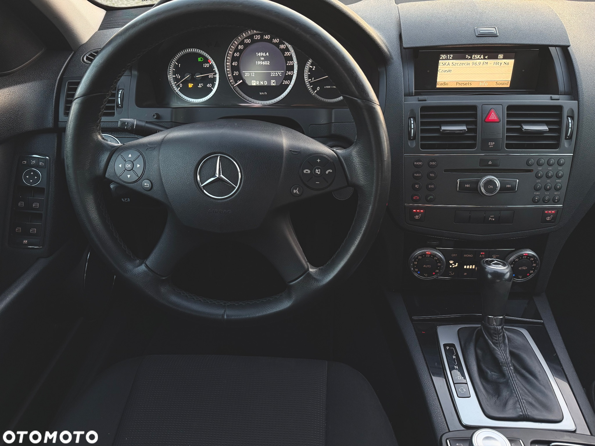 Mercedes-Benz Klasa C 180 T CGI Automatik BlueEFFICIENCY Avantgarde - 10